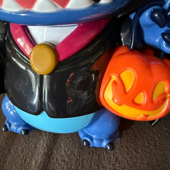NEW Disney Parks Halloween Vampire Stitch Popcorn Bucket & Donald Duck Sipper - Picture 5 of 16